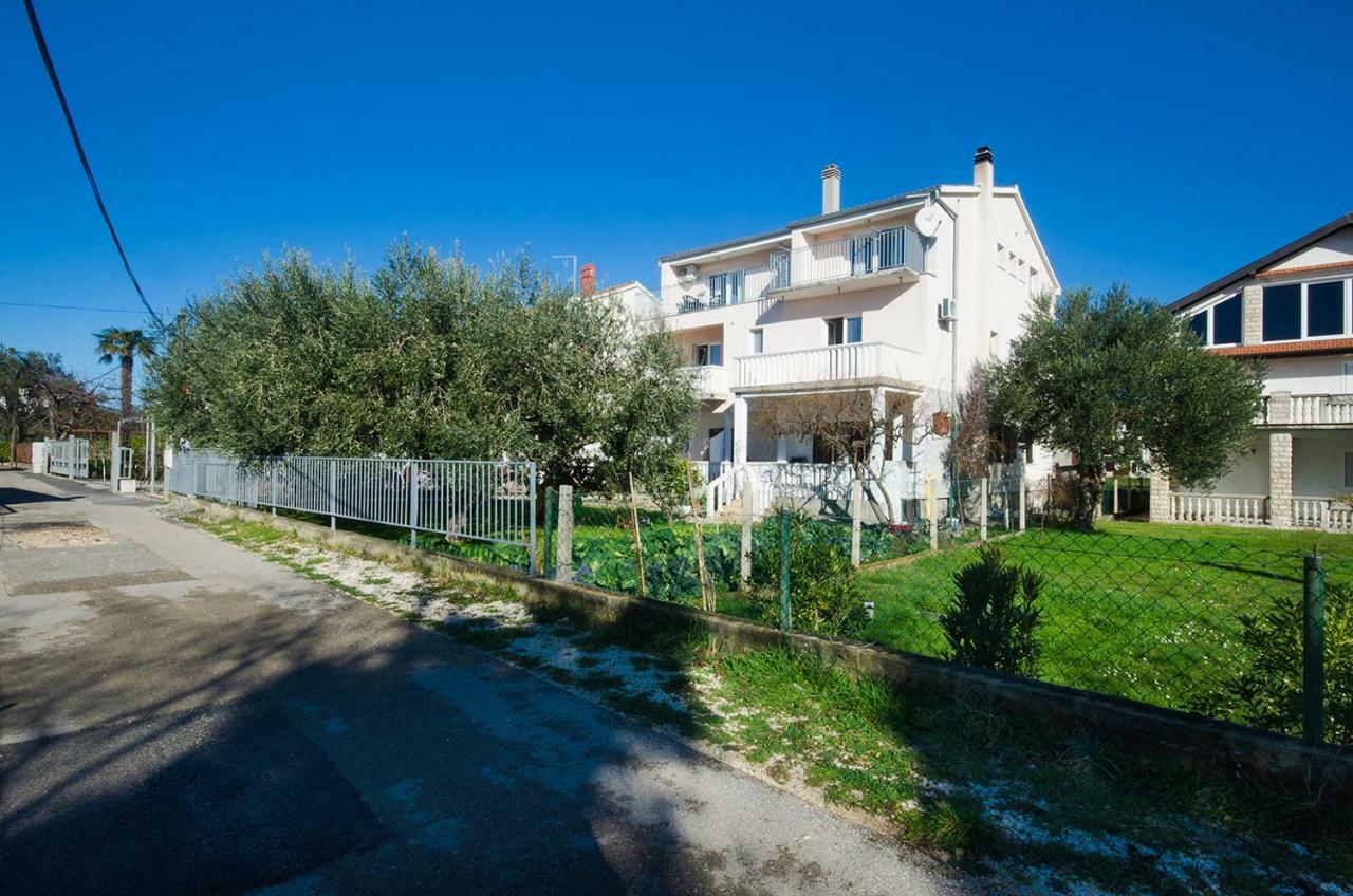 Apartman Korina Sukošan Exterior foto
